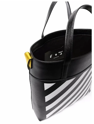 オフホワイト ダイアグプリント トートバッグ ブラック Lookbook オフホワイト ダイアグプリント トートバッグ ブラック