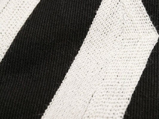Off-White Diag Tapered Relaxed Fit Denim Jeans Black/White Order Off-White Diag Tapered Relaxed Fit Denim Jeans Black/White