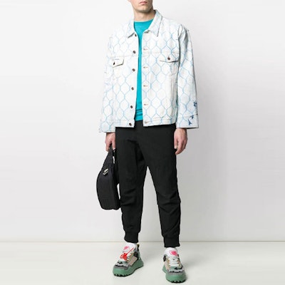 オフホワイト FW19 クラシックルーズフィットデニムジャケット ライトブルー メンズ. OMYE051S203860307131 Lookbook オフホワイト FW19 クラシックルーズフィットデニムジャケット ライトブルー メンズ. OMYE051S203860307131