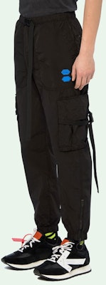 OFF-WHITE FW19 Celana Cargo Oranye dengan Banyak Kantong Hitam OMCF004F19F010201001 Details for OFF-WHITE FW19 Celana Cargo Oranye dengan Banyak Kantong Hitam OMCF004F19F010201001