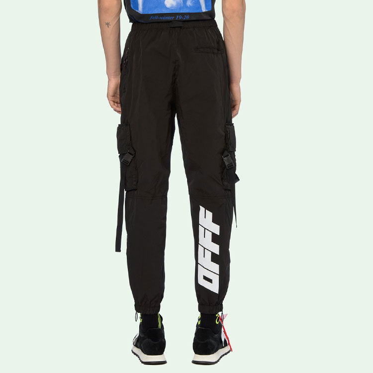 Sizing OFF-WHITE FW19 Celana Cargo Oranye dengan Banyak Kantong Hitam OMCF004F19F010201001
