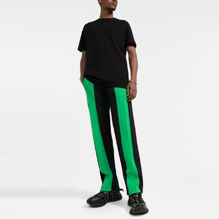 OFF-WHITE FW21 Arrow Graphic Black Crewneck T-Shirt Regular Fit OMAA027F21JER0071010 圖 3