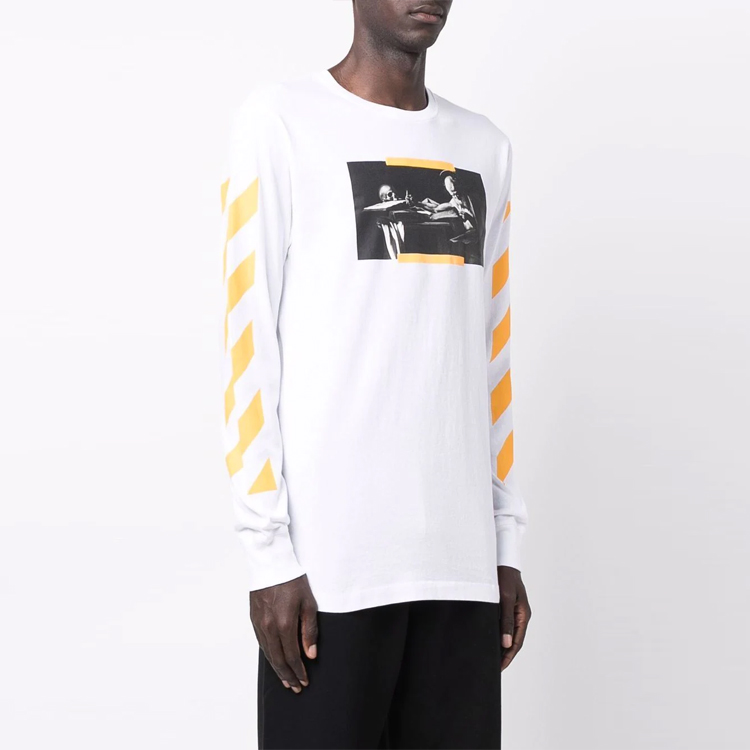 Purchase OFF-WHITE 2021秋冬卡拉瓦乔印花白色长袖T恤 - 常规版型。 OMAB001F21JER0040184