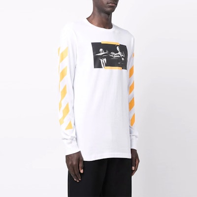 OFF-WHITE 2021秋冬卡拉瓦乔印花白色长袖T恤 - 常规版型。 OMAB001F21JER0040184 Purchase OFF-WHITE 2021秋冬卡拉瓦乔印花白色长袖T恤 - 常规版型。 OMAB001F21JER0040184