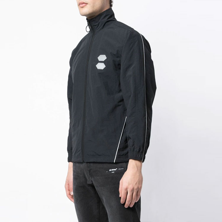 Shop OFF-WHITE FW21 メンズ フルジップ スリムフィット 長袖ジャケット プレーン OMBD010R19C010211000