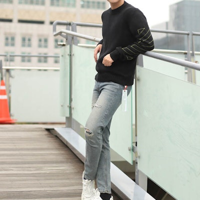 오프 화이트 FW21 자카드 패턴 풀오버 스웨터 블랙 레귤러 핏 OMHE087F21KNI0011055 5