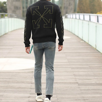 오프 화이트 FW21 자카드 패턴 풀오버 스웨터 블랙 레귤러 핏 OMHE087F21KNI0011055 Cheap 오프 화이트 FW21 자카드 패턴 풀오버 스웨터 블랙 레귤러 핏 OMHE087F21KNI0011055