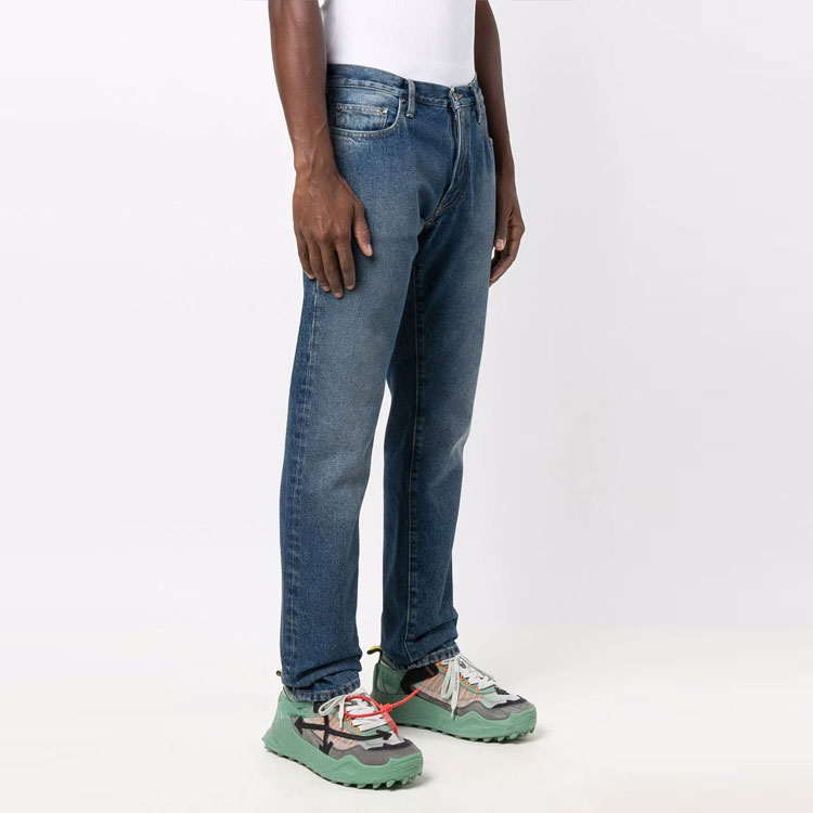 Shop OFF-WHITE 2021秋冬锥形休闲牛仔裤 蓝色 OMYA102F21DEN0074501