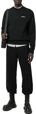 OFF-WHITE FW22 Black Logo Print Crewneck Long Sleeve Sweatshirt Regular Fit OMBA057C99FLE01010011001 Lookbook OFF-WHITE FW22 Black Logo Print Crewneck Long Sleeve Sweatshirt Regular Fit OMBA057C99FLE01010011001