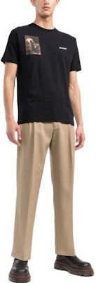 오프 화이트 FW22 카라바조 루트 프린트 블랙 크루넥 티셔츠 레귤러 핏 남성용 OMAA027C99JER0111001 Lookbook 오프 화이트 FW22 카라바조 루트 프린트 블랙 크루넥 티셔츠 레귤러 핏 남성용 OMAA027C99JER0111001