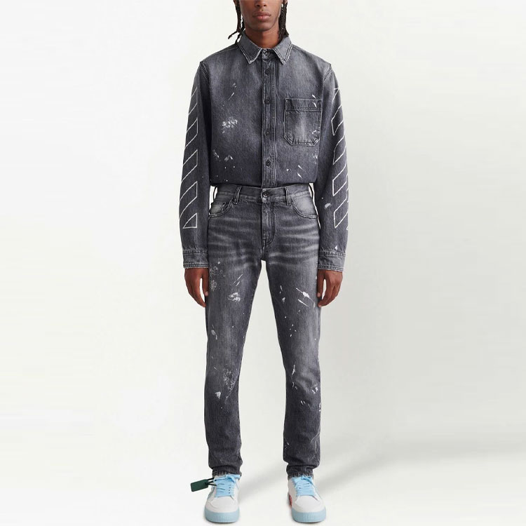 Lookbook OFF-WHITE FW22 Celana Jeans Abu-Abu Garis Diagonal Regular Fit Straight OMYA074S22DEN0031101