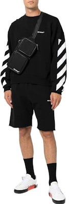 OFF-WHITE FW22 Baju Sejuk Hitam Logo Berjalur Lelaki Koleksi Musim Luruh. OMBA058C99FLE0011001 Lookbook OFF-WHITE FW22 Baju Sejuk Hitam Logo Berjalur Lelaki Koleksi Musim Luruh. OMBA058C99FLE0011001