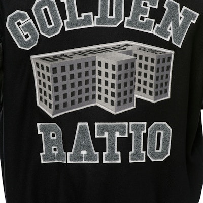 오프화이트 골든 레이시오 블랙/그레이 바시티 재킷
Order 오프화이트 골든 레이시오 블랙/그레이 바시티 재킷