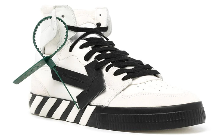 Lookbook Off-White 高帮硫化鞋 '白黑' OMIA225C99LEA001-0110