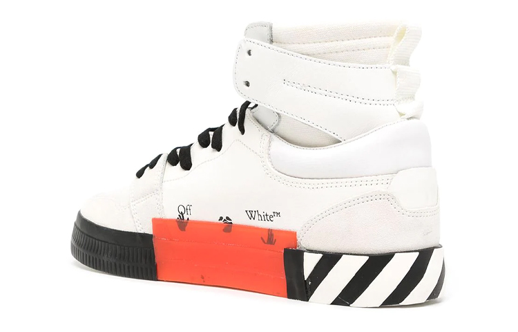 Shop Off-White 高帮硫化鞋 '白黑' OMIA225C99LEA001-0110