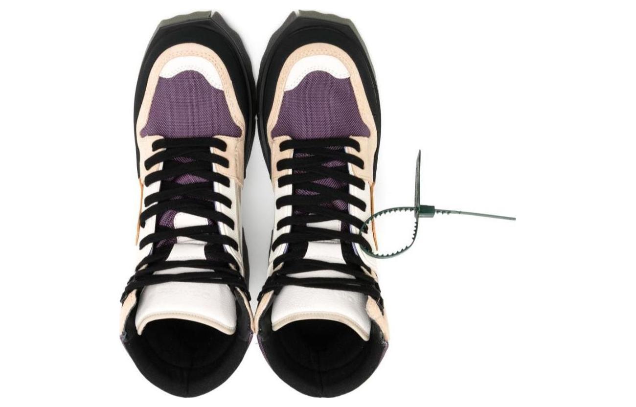 Shop Off-White Hiking Sponge Sneakerboot Warna-warni OMIA228S23LEA0011737