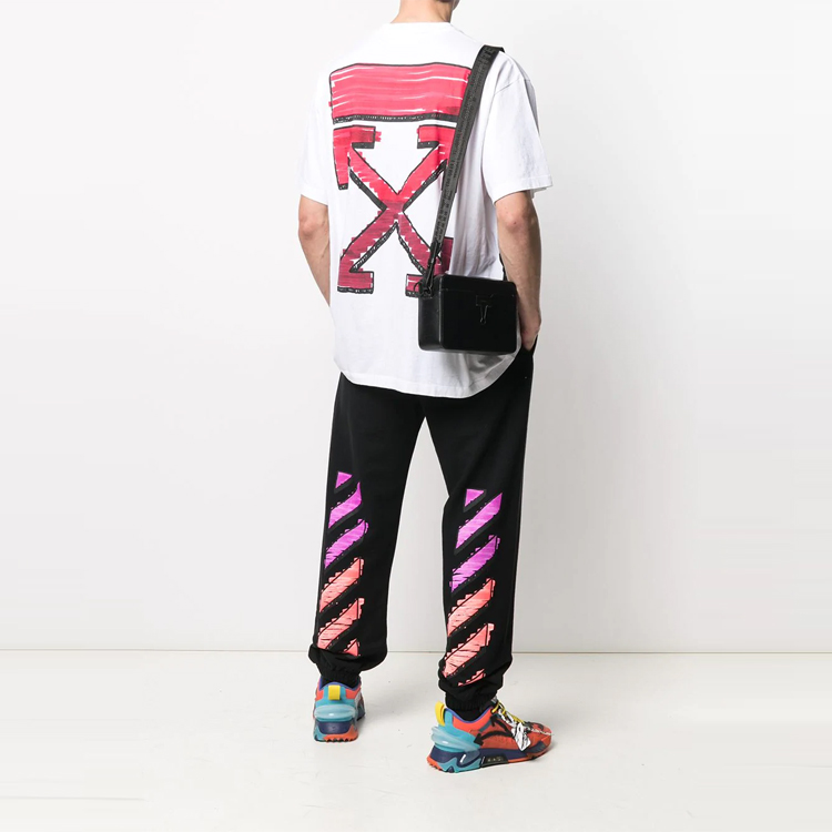 Purchase OFF-WHITE Marker Baju-T Lengan Pendek Putih/Merah OMAA038R21JER0020125