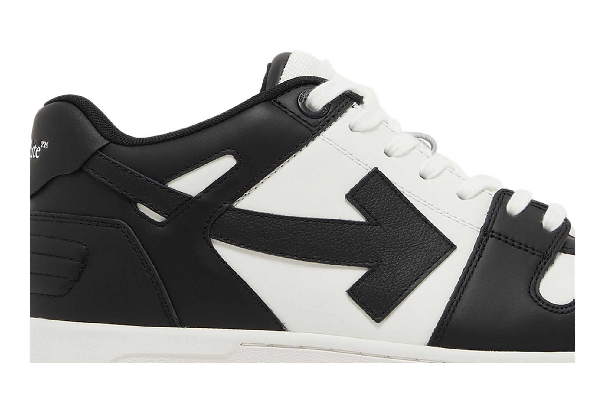 Shop Off-White Out of Office 'Hitam Putih' OMIA189C99LEA007-0110