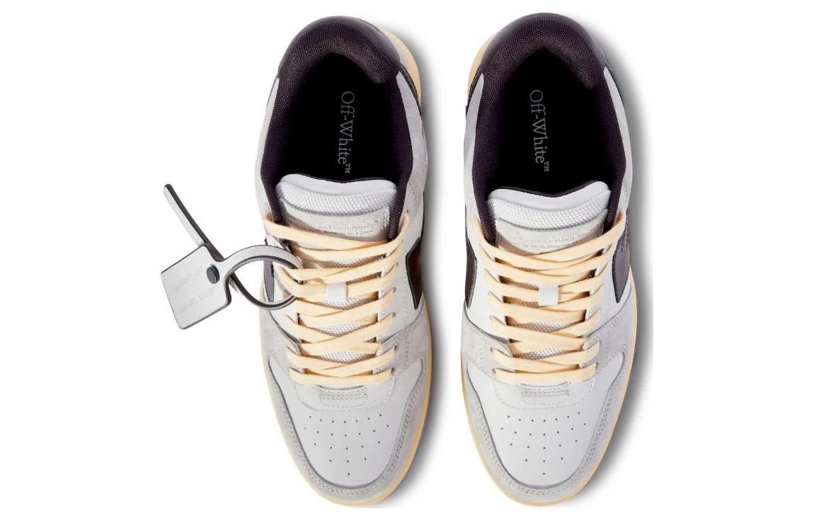 Shop Off-White Out Of Office OOO 低帮 灰浅色深灰色运动鞋 OMIA189S24LEA0110511