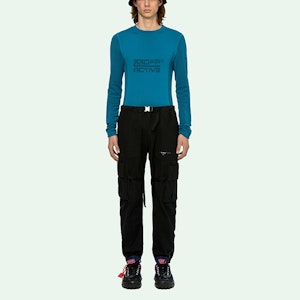 오프화이트 블랙/화이트 파라슈트 카고 팬츠 OMCF004R20G370211001 Sizing 오프화이트 블랙/화이트 파라슈트 카고 팬츠 OMCF004R20G370211001