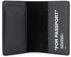 OFF-WHITE Pemegang Pasport "FOR PASSPORT" Hitam/Putih Lookbook OFF-WHITE Pemegang Pasport "FOR PASSPORT" Hitam/Putih