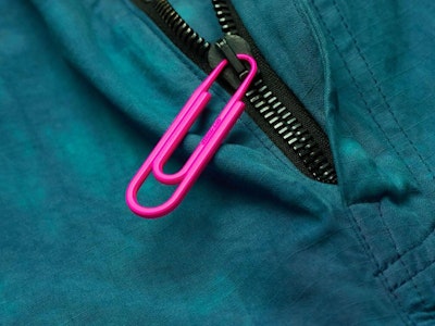 Off-White Celana Kargo Tie-Dye Biru/Multiwarna Ripstop OMCF012R20A660013900 Lookbook Off-White Celana Kargo Tie-Dye Biru/Multiwarna Ripstop OMCF012R20A660013900