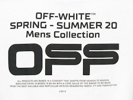 Kaos Slim Fit Off-White Garis Bergelombang Putih/Hitam Lookbook Kaos Slim Fit Off-White Garis Bergelombang Putih/Hitam