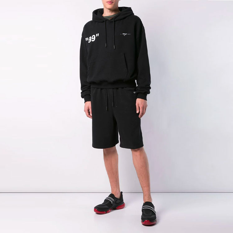 Lookbook OFF-WHITE SS19 Hoodie Hitam Loose Fit dengan Grafis Belakang. OMBB037R19B970011088