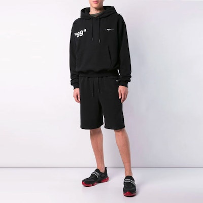 OFF-WHITE SS19 Hoodie Hitam Loose Fit dengan Grafis Belakang. OMBB037R19B970011088 Lookbook OFF-WHITE SS19 Hoodie Hitam Loose Fit dengan Grafis Belakang. OMBB037R19B970011088