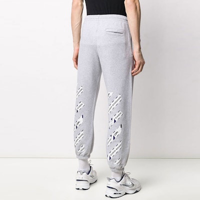 OFF-WHITE SS20 Logo Printed Jogger Sweatpants Men Light Grey OMCH022S20E300030788 Shop OFF-WHITE SS20 Logo Printed Jogger Sweatpants Men Light Grey OMCH022S20E300030788