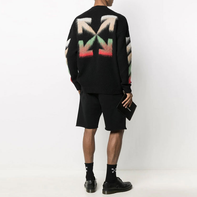 Shop OFF-WHITE SS21 Crewneck Sweater Hitam Wool Berus Corak Garisan Serong OMHA036R21KNI0011084