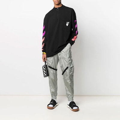 오프화이트 SS21 멀티포켓 그레이 카고 팬츠 OMCF004R21FAB0020606 Shop 오프화이트 SS21 멀티포켓 그레이 카고 팬츠 OMCF004R21FAB0020606