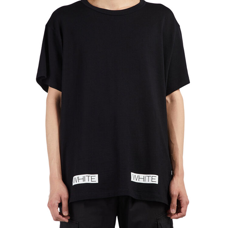 Sizing OFF-WHITE SS21 Baju Cotton Crewneck Grafik Berjalur Hitam. OMAA002G20JER0091034