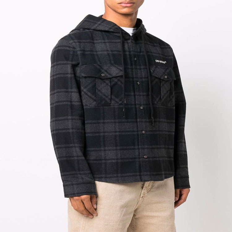 Shop オフホワイト SS22 チェッカード フード付き 長袖 レギュラーフィット シャツ ブラック メンズ OMGA225C99FAB0010701