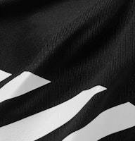 Off-White 条纹 Diag 帆布帽 黑/白 Lookbook Off-White 条纹 Diag 帆布帽 黑/白