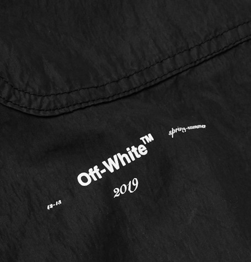 Lookbook オフホワイト テックカーゴパンツ (黒)
