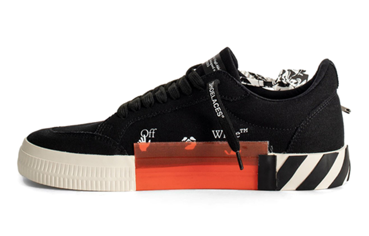 Off-White Vulc Low 'Black' OMIA085E20FAB0011010