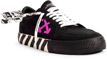 Off-White Vulc Rendah 'Hitam Ungu' OMIA085E20FAB0011037 Lookbook Off-White Vulc Rendah 'Hitam Ungu' OMIA085E20FAB0011037