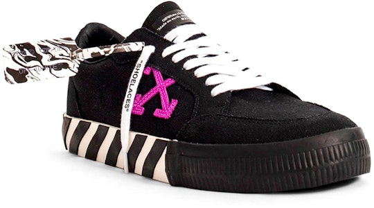 Off-White 官网低帮黑紫配色 OMIA085E20FAB0011037 Lookbook Off-White 官网低帮黑紫配色 OMIA085E20FAB0011037