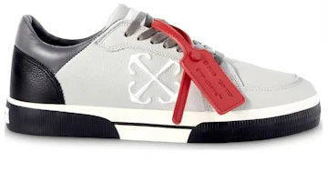 Order OFF-WHITE Vulcanized 皮革 圓頭舒適 低筒 板鞋 男款 灰色