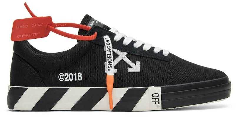 오프화이트 블랙 로우탑 벌크 (Off-White Black Low Top Vulc) OMIA085E183510011000 Buy 오프화이트 블랙 로우탑 벌크 (Off-White Black Low Top Vulc) OMIA085E183510011000