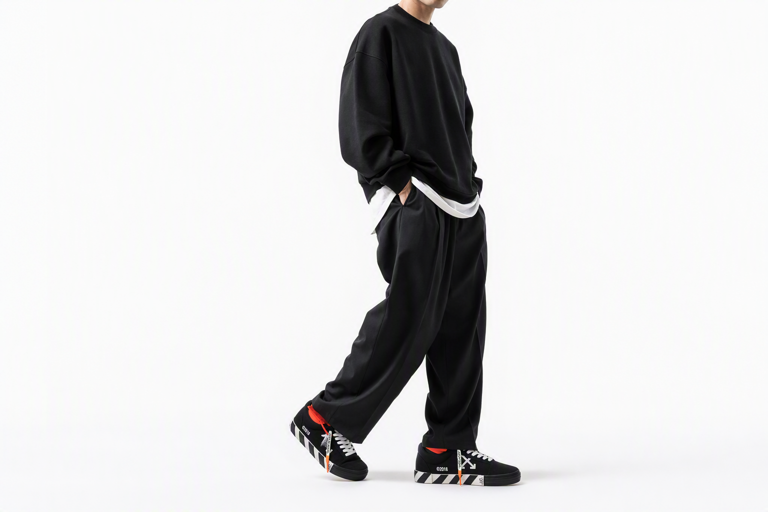 Order 오프화이트 블랙 로우탑 벌크 (Off-White Black Low Top Vulc) OMIA085E183510011000