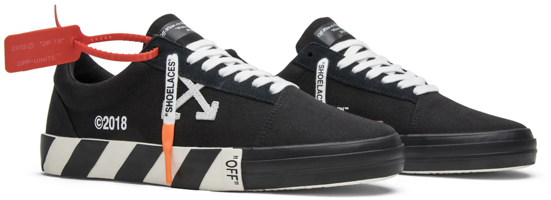 오프화이트 블랙 로우탑 벌크 (Off-White Black Low Top Vulc) OMIA085E183510011000 1