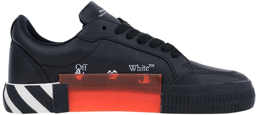 오프화이트 블랙 화이트 벌크 스니커즈 OMIA085F21LEA0031001 Order 오프화이트 블랙 화이트 벌크 스니커즈 OMIA085F21LEA0031001