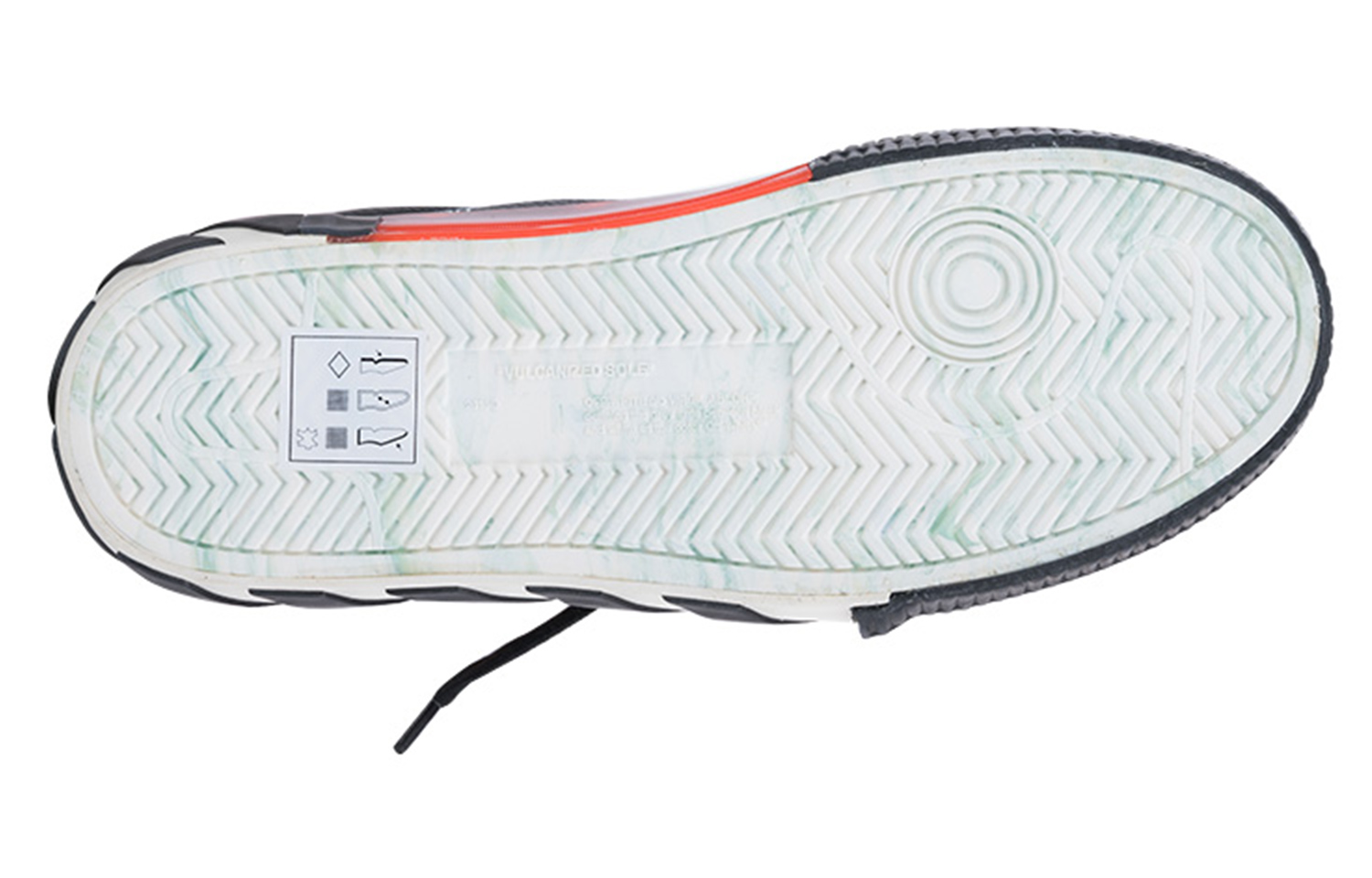 Purchase 오프화이트 블랙 화이트 벌크 스니커즈 OMIA085F21LEA0031001