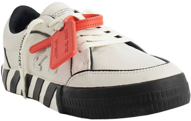 Off-White Vulc Sneaker ''Outlined - Wit Zwart'' OMIA085S23LEA004-0110 Lookbook Off-White Vulc Sneaker ''Outlined - Wit Zwart'' OMIA085S23LEA004-0110