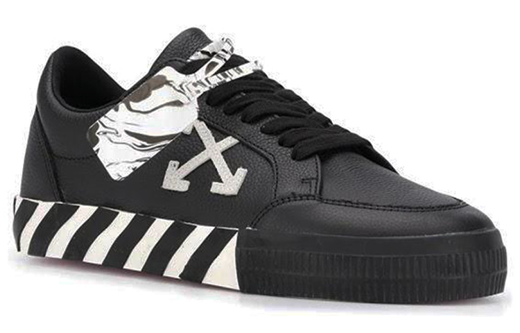Lookbook Off-White Vulc Sneaker Low ''Schwarz Weiß'' OMIA085E20LEA0011001
