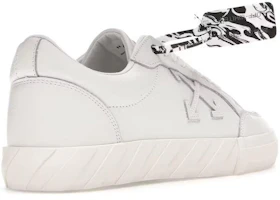 Shop OFF-WHITE 皮革 百搭休閒 低幫時尚板鞋 白色