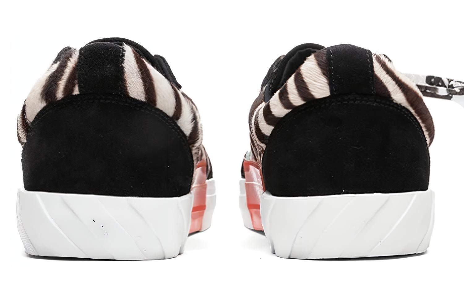 Shop Zapatillas Off-White Vulc Low 'Cebra Pony Hair'. OMIA085R21LEA003-1037