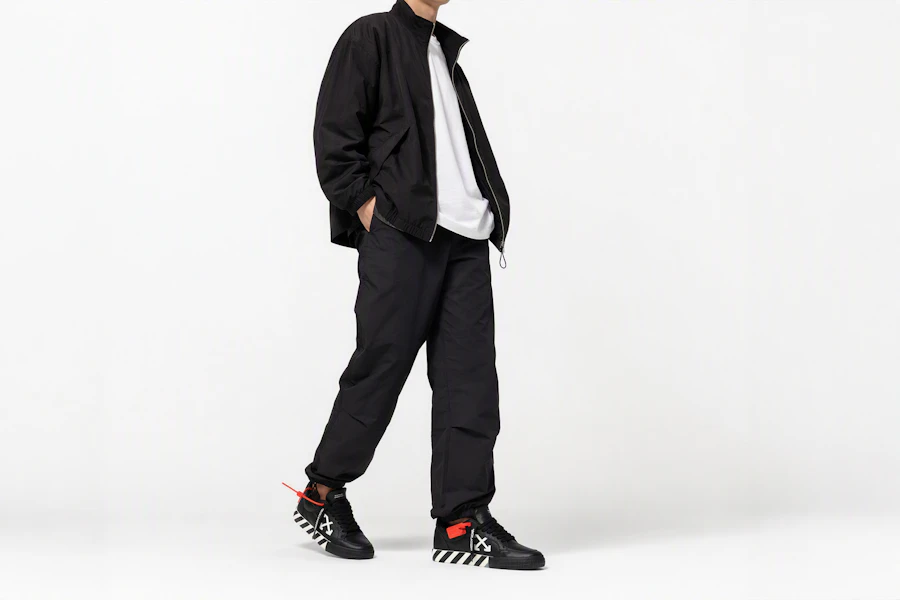 オフホワイト バルカナイズド ロー "ブラックホワイト" OMIA085f19D680011001 Order オフホワイト バルカナイズド ロー "ブラックホワイト" OMIA085f19D680011001